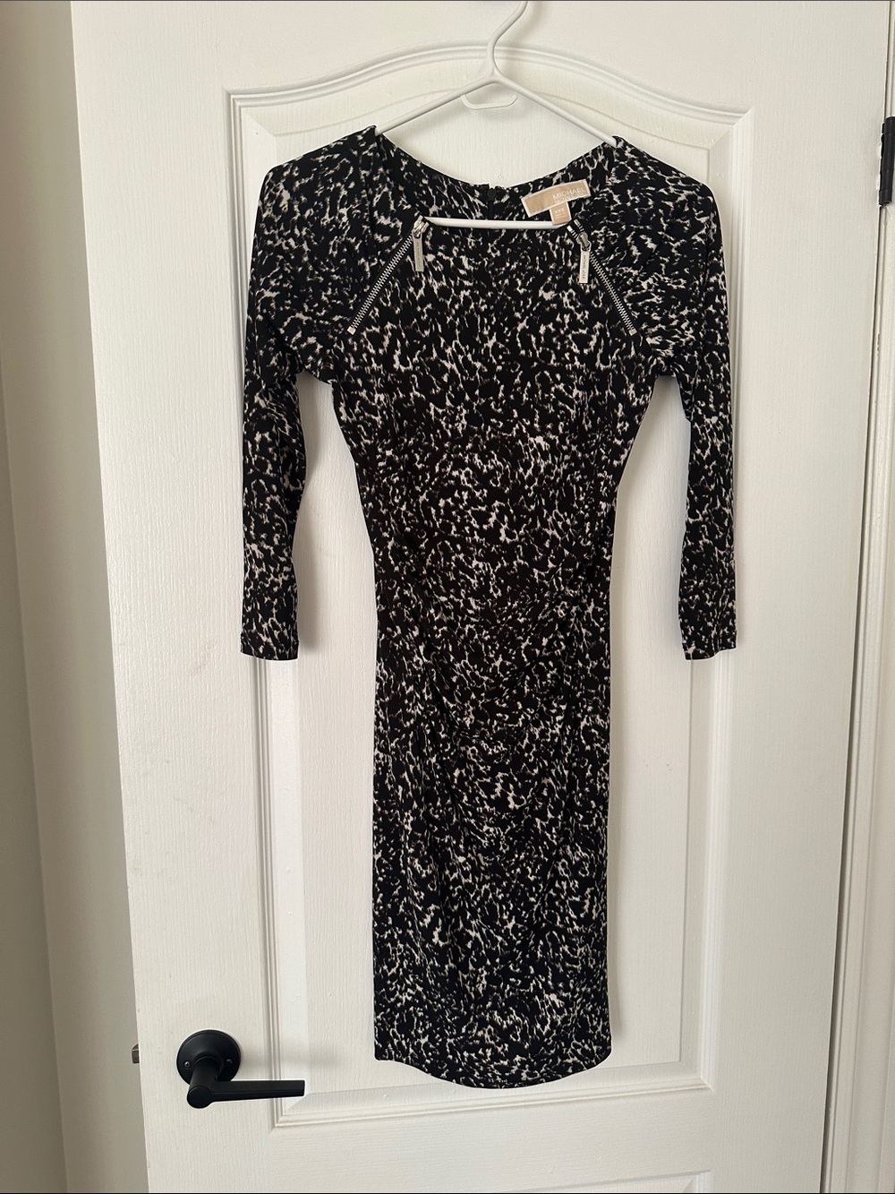 Michael Kors Black and White Printed Long Sleeve Sheath Dress